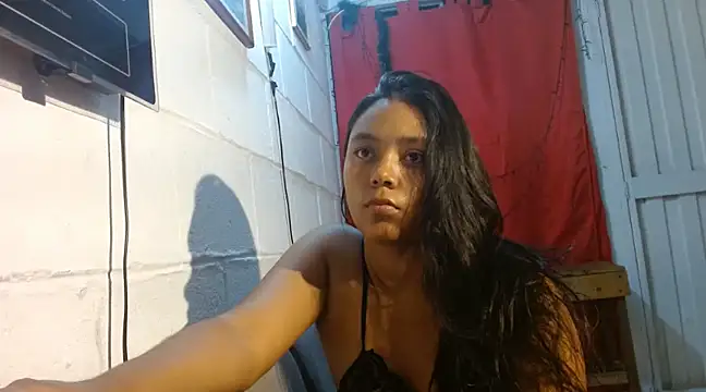 Snapshot of Chiara_petterson chatting on 01.22.25 Chiara petterson online show from 01.22.25