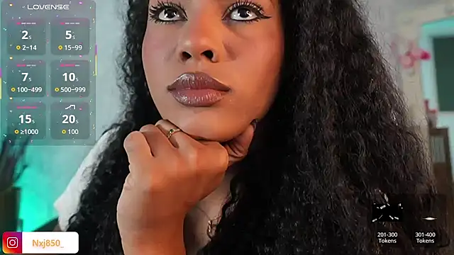 HOTBLACKANDWHITE2 online show from 02.24.26