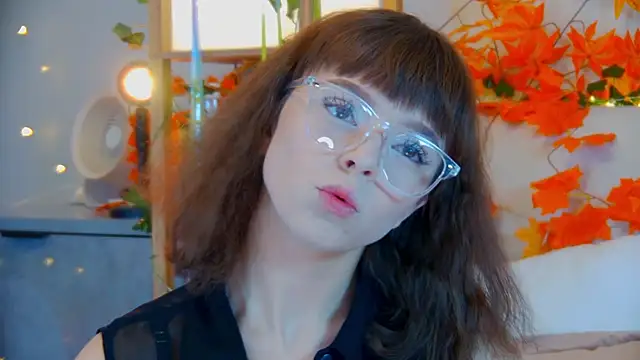 Snapshot of ElisabethDavis chatting on 11.22.25 ElisabethDavis online show from 11.22.25