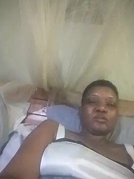 Hailey BaileyXYZ online show from 10.30.25