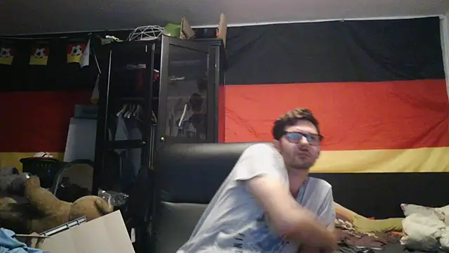 Snapshot of Die-geile-Sau chatting on 07.01.26 Die-geile-Sau online show from 07.01.26