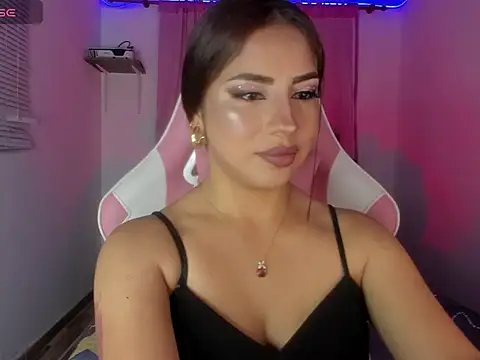 lucykinky22 online show from 10.25.25