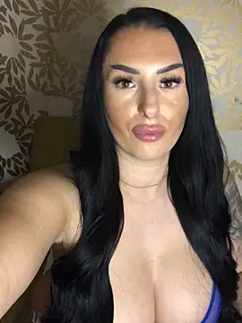 Mia-Bremer online show from 12.13.25