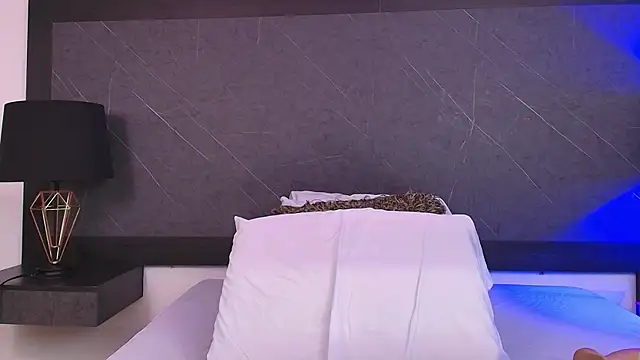 Snapshot of big_tits_in_your_face chatting on 03.12.25 big tits in your face online show from 03.12.25