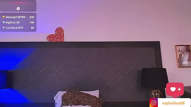 Snapshot of big_tits_in_your_face chatting on 03.15.25 big tits in your face online show from 03.15.25