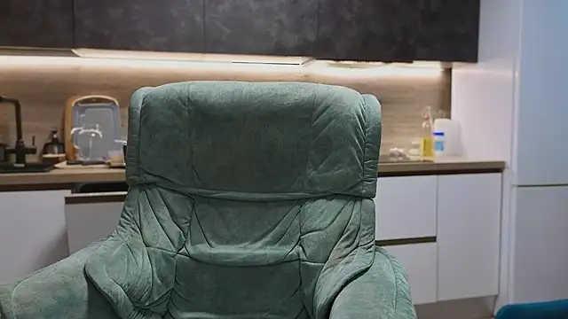 Katniss K online show from 04.27.26