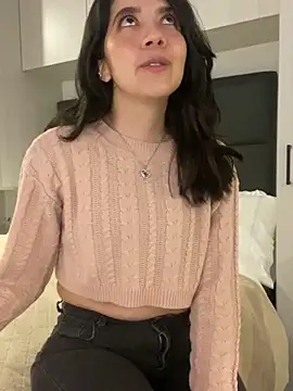 Snapshot of saori_10 chatting on 12.21.24 saori 10 online show from 12.21.24