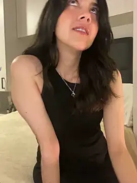 Snapshot of saori_10 chatting on 02.03.25 saori 10 online show from 02.03.25