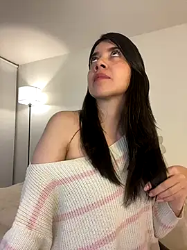 Snapshot of saori_10 chatting on 10.10.25 saori 10 online show from 10.10.25