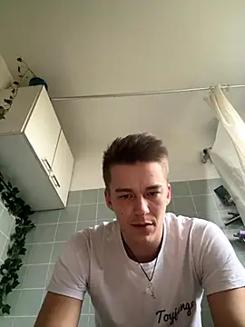 Toyjungee online show from 10.10.25