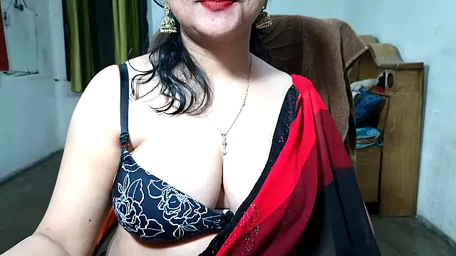 Cute Mahi22 online show from 11.21.25