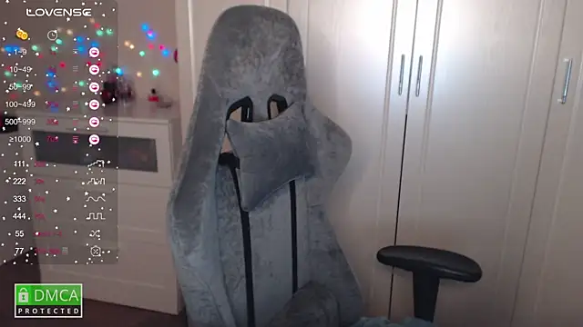 Snapshot of aliice_cutie chatting on 03.15.25 aliice cutie online show from 03.15.25