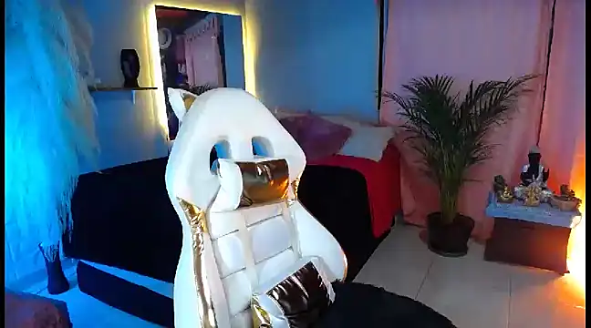 Snapshot of victoria_kosh chatting on 01.08.25 victoria kosh online show from 01.08.25