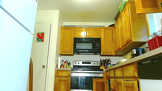 DiamondMonroeXo online show from 04.16.26