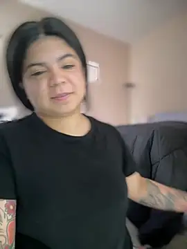 kimmiakiss22 online show from 03.18.25