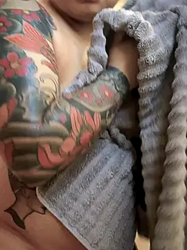 kimmiakiss22 online show from 11.04.25