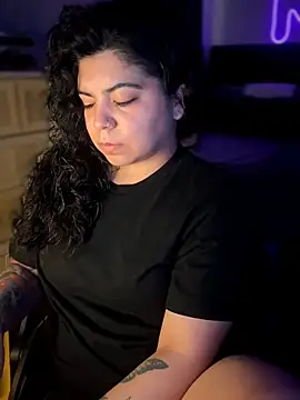 kimmiakiss22 online show from 02.13.26