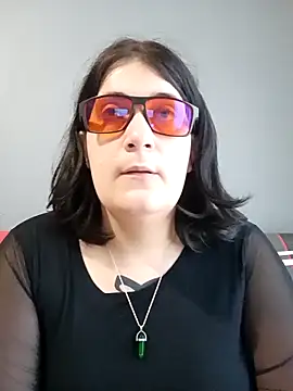 Lolabeluccia xh  online show from 04.28.26