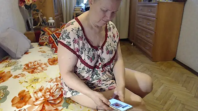 Snapshot of zarinafonliberman chatting on 03.04.26 zarinafonliberman online show from 03.04.26