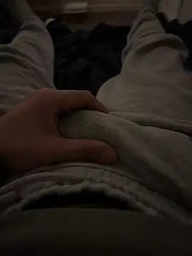 Snapshot of Nando chatting on 02.11.26 Nando online show from 02.11.26