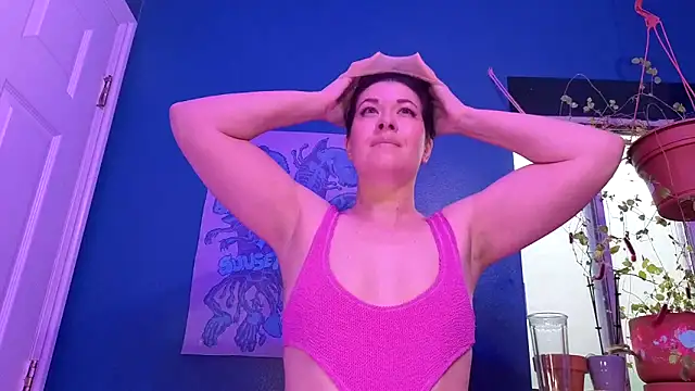 highly inappropriate online show from 04.09.26