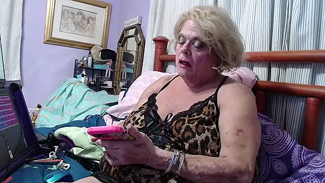 BigClitMelody online show from 01.06.25