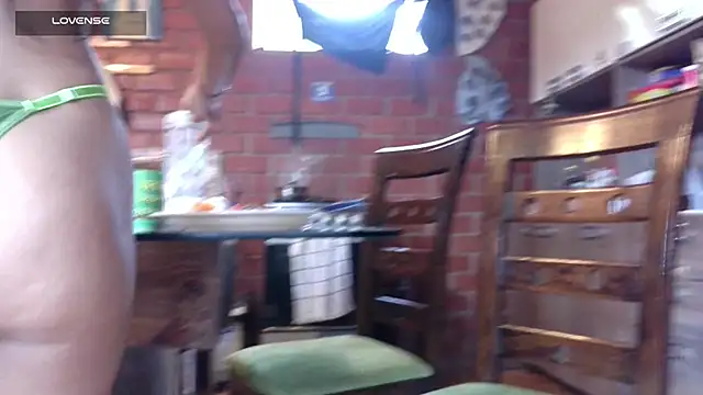 mini kunis online show from 03.15.25