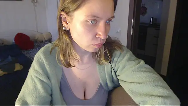 amanda kiss kiss online show from 12.12.24