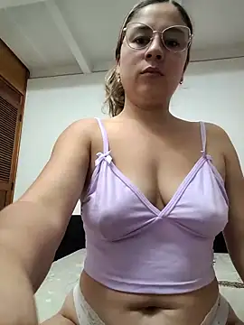 selena gomez2 online show from 04.21.26