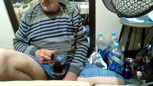 Snapshot of asira39 chatting on 09.18.25 asira39 online show from 09.18.25