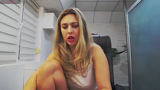 AvaBlue  online show from 02.06.25