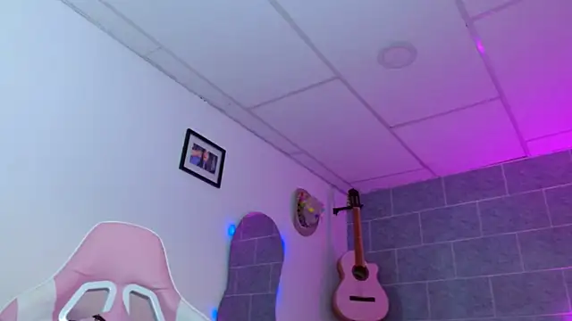 Dakota bumm online show from 04.11.26