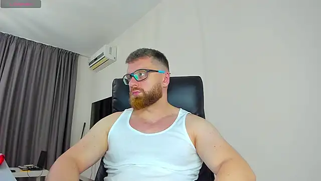 Snapshot of Findom_guy chatting on 03.31.26 Findom guy online show from 03.31.26