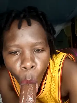 Queentesi online show from 10.01.25