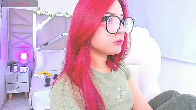 Zoe Lennoxx online show from 01.06.25