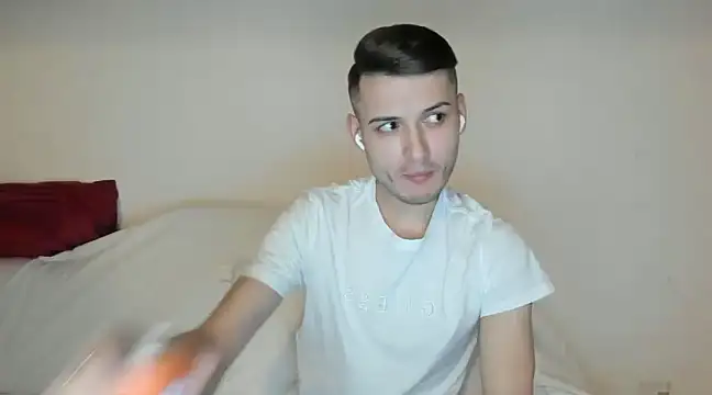 andboyfor6 online show from 12.04.24