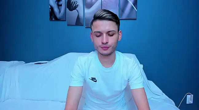 andboyfor6 online show from 02.18.25