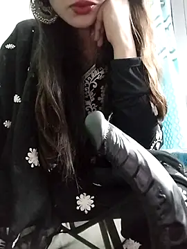 Noor Darliing online show from 02.10.25