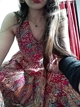 Snapshot of Noor_Darliing chatting on 04.23.26 Noor Darliing online show from 04.23.26