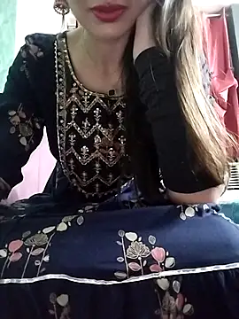 Snapshot of Noor_Darliing chatting on 05.03.26 Noor Darliing online show from 05.03.26