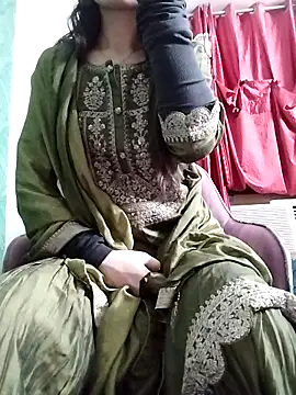 Snapshot of Noor_Darliing chatting on 05.11.26 Noor Darliing online show from 05.11.26