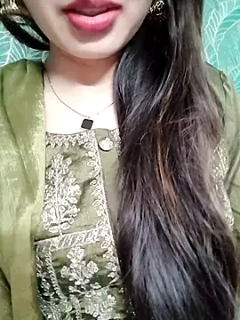 Snapshot of Noor_Darliing chatting on 05.11.26 Noor Darliing online show from 05.11.26