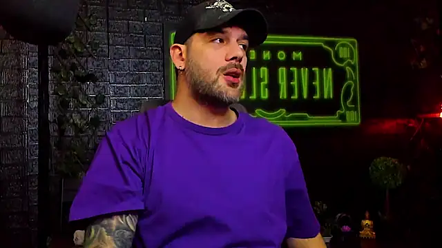 Snapshot of LexXHardy chatting on 01.19.26 LexXHardy online show from 01.19.26