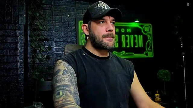 Snapshot of LexXHardy chatting on 02.19.26 LexXHardy online show from 02.19.26