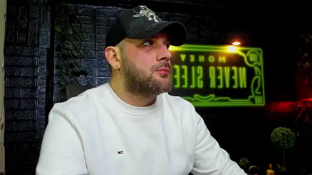 Snapshot of LexXHardy chatting on 02.22.26 LexXHardy online show from 02.22.26