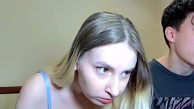 MiaAndWilliam online show from 02.15.26