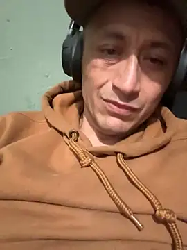 Snapshot of drew420downatsnap chatting on 04.13.26 drew420downatsnap online show from 04.13.26