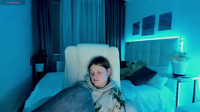 Kathlyn  Heath online show from 03.02.25