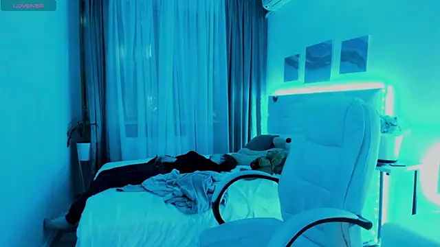 Kathlyn  Heath online show from 03.07.25