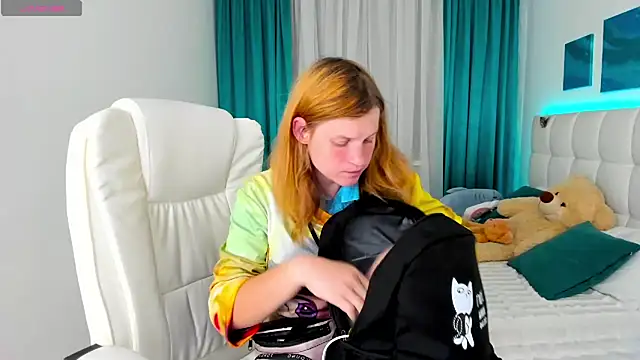 Kathlyn  Heath online show from 09.10.25